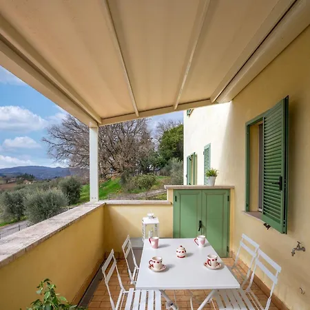 Апартаменты Guesthost - La Terrazza Sull'umbria