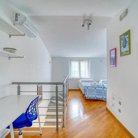 Guesthost - La Terrazza Sull'umbria *