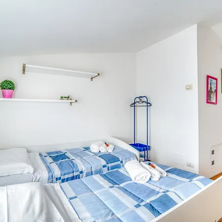 Guesthost - La Terrazza Sull'umbria Apartamento *